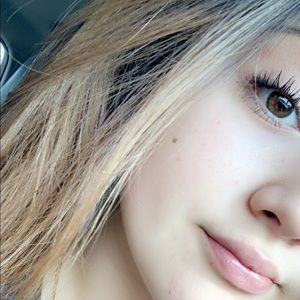 Meet your Posher, Priscilla